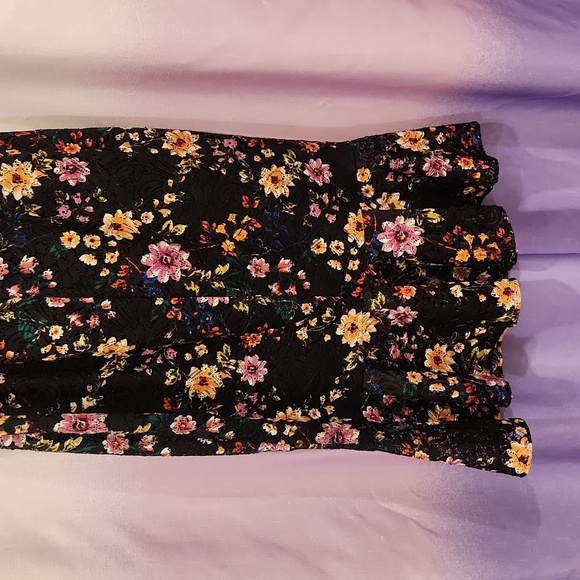 Guess Floral Dress - Picture 9 of 11